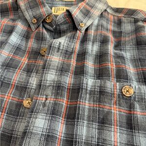 Duluth Trading Co Untucked Classic Fit Navy and Red Plaid  Shirt Medium